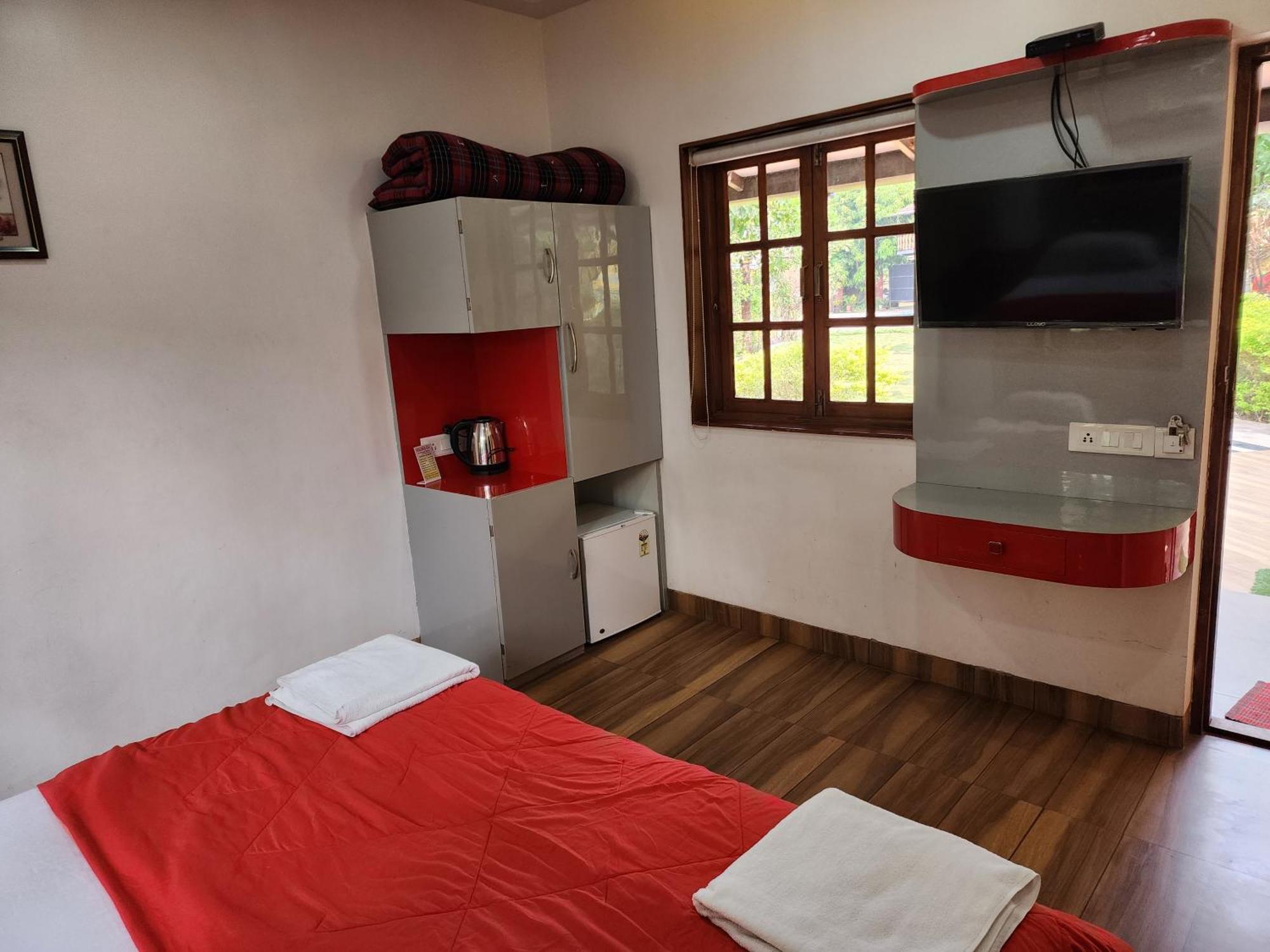 Red Stone Resort Alībāg Dış mekan fotoğraf
