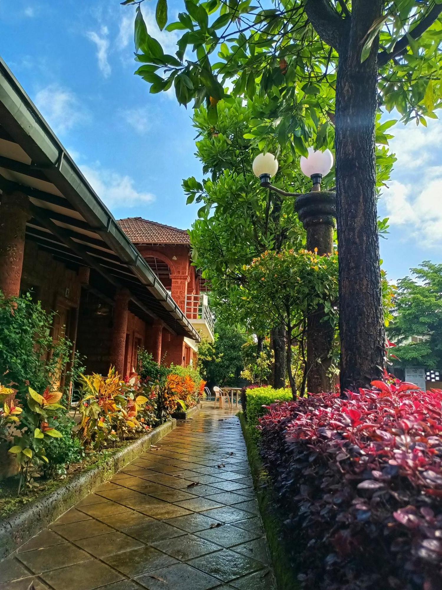 Red Stone Resort Alībāg Dış mekan fotoğraf